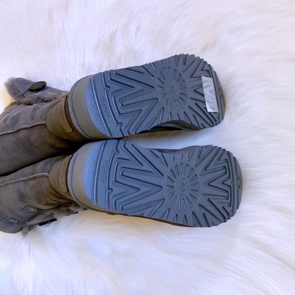 UGG Grey Bailey Button Triplet II Boots - Picture 6 of 7